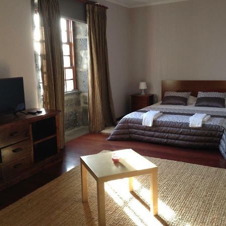 Residencial A Quinta Bed & Breakfast Faja de Santo Amaro ภายนอก รูปภาพ