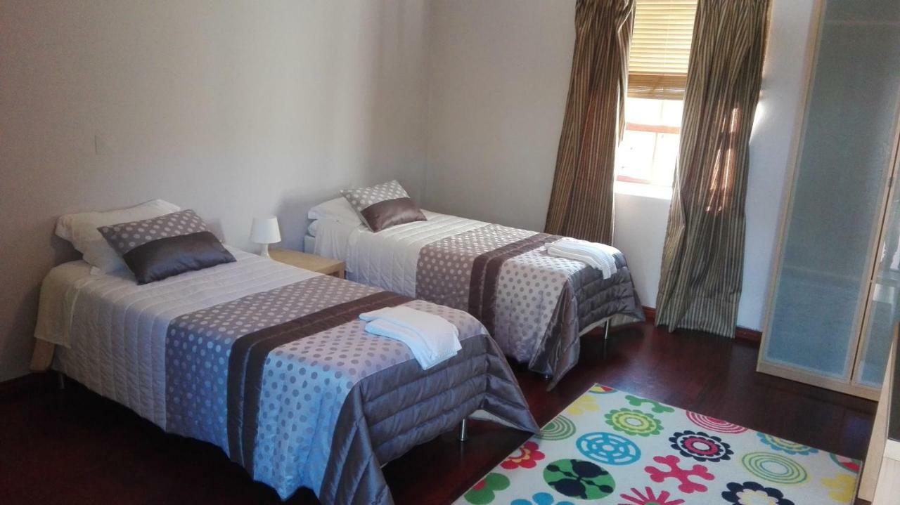 Residencial A Quinta Bed & Breakfast Faja de Santo Amaro ภายนอก รูปภาพ